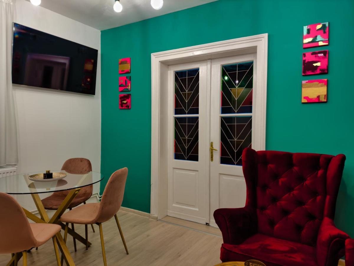 Signal Suites With Garden & Mountain View Брашов Экстерьер фото