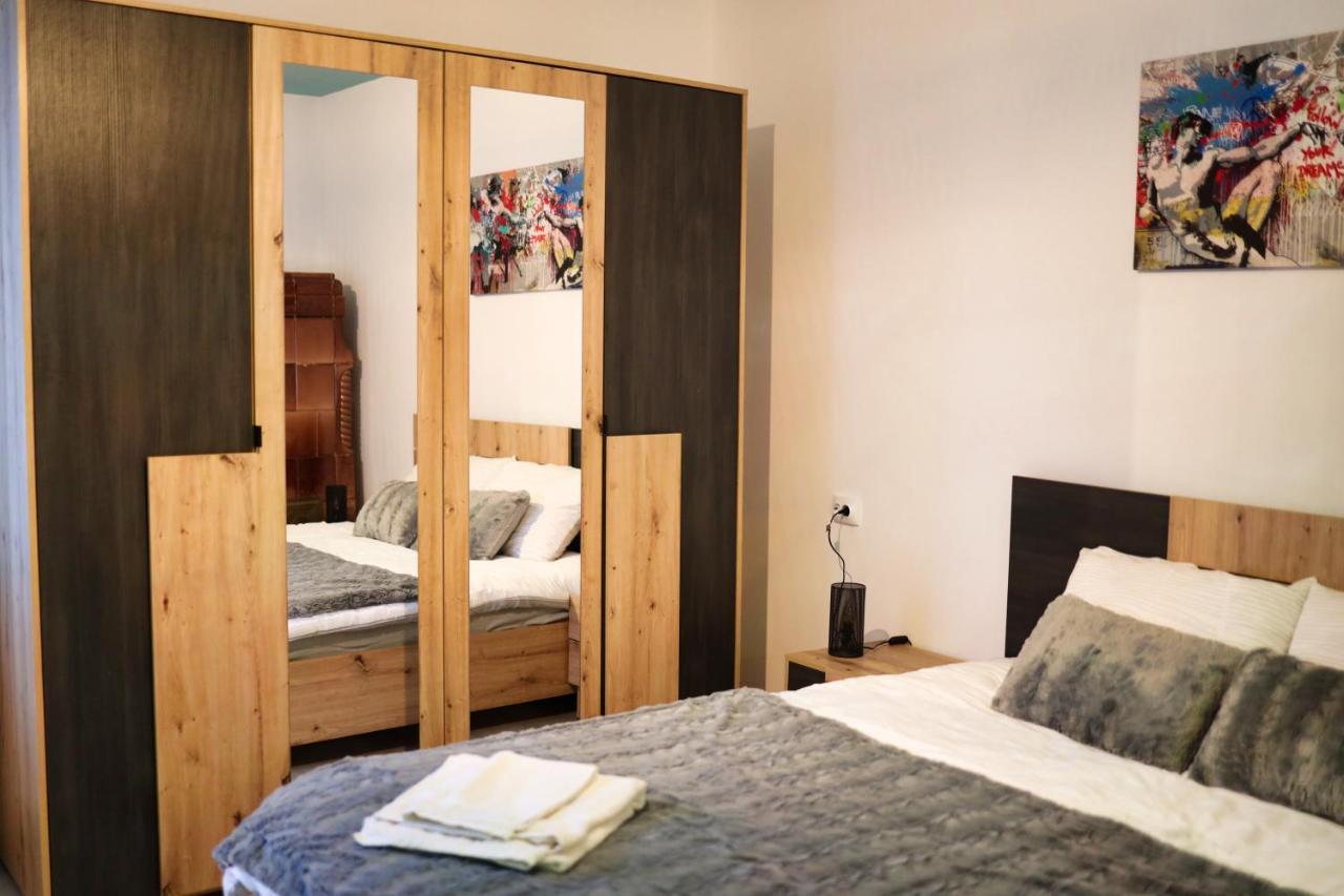 Signal Suites With Garden & Mountain View Брашов Экстерьер фото