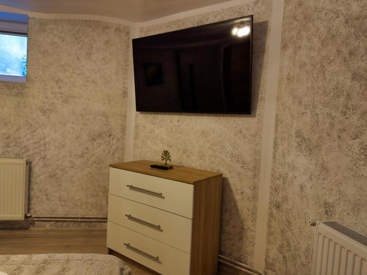 Signal Suites With Garden & Mountain View Брашов Экстерьер фото